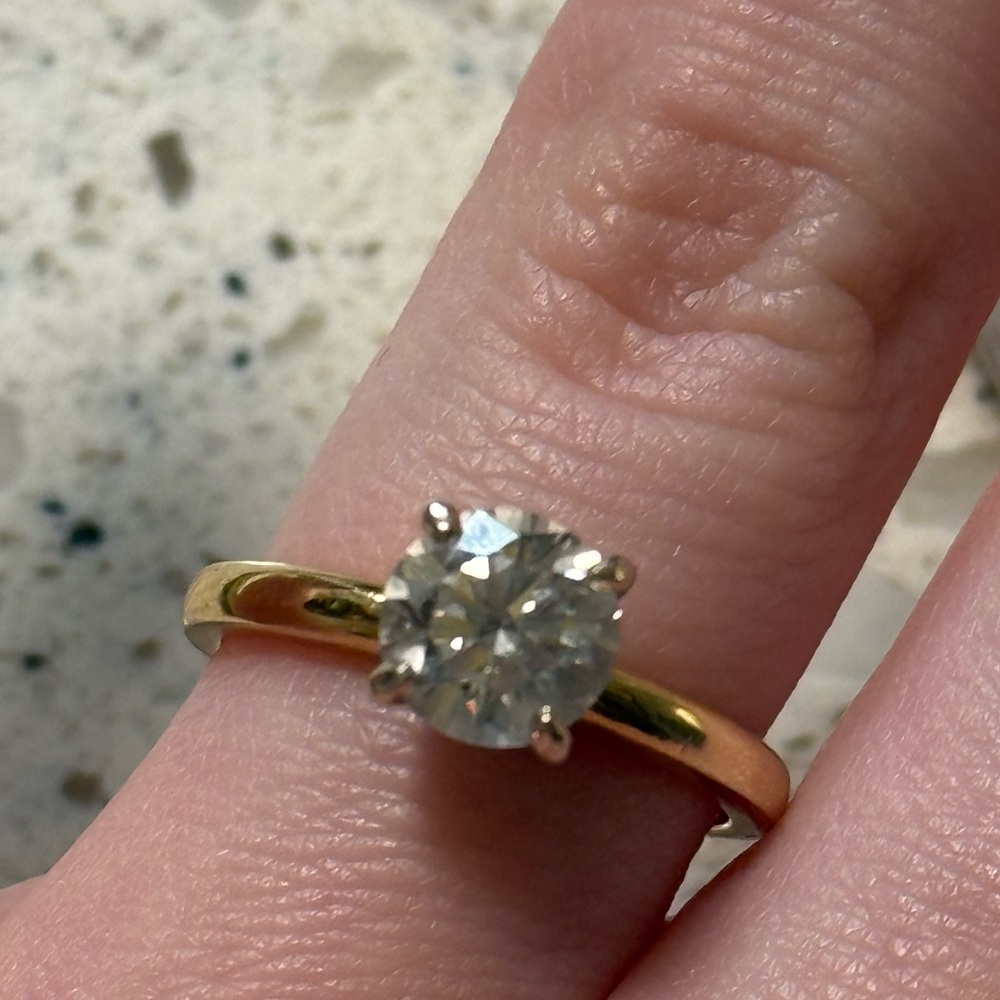 Gold Diamond Ring